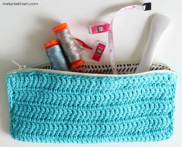 how to crochet zipper pouch