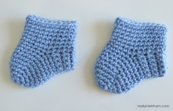 Simple Crochet Baby Bootie Socks with Free Pattern and Video Tutorial